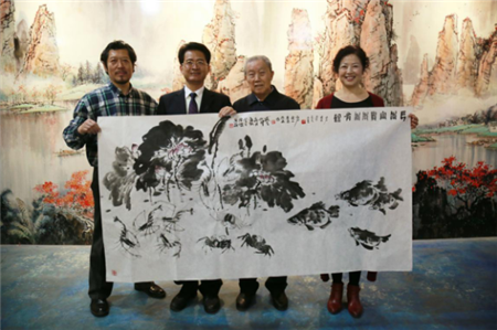 ��������ɯ���F(tu��n)�����쿵��ˇ�g(sh��)���O(ji��n)ꐽ��c�R������Ů���ڴ�ˇ�^��Ӱ